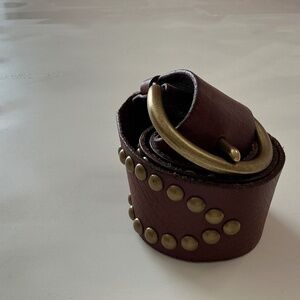 Vintage women’s Linea Pelle handmade brown brass studded belt.length 36
